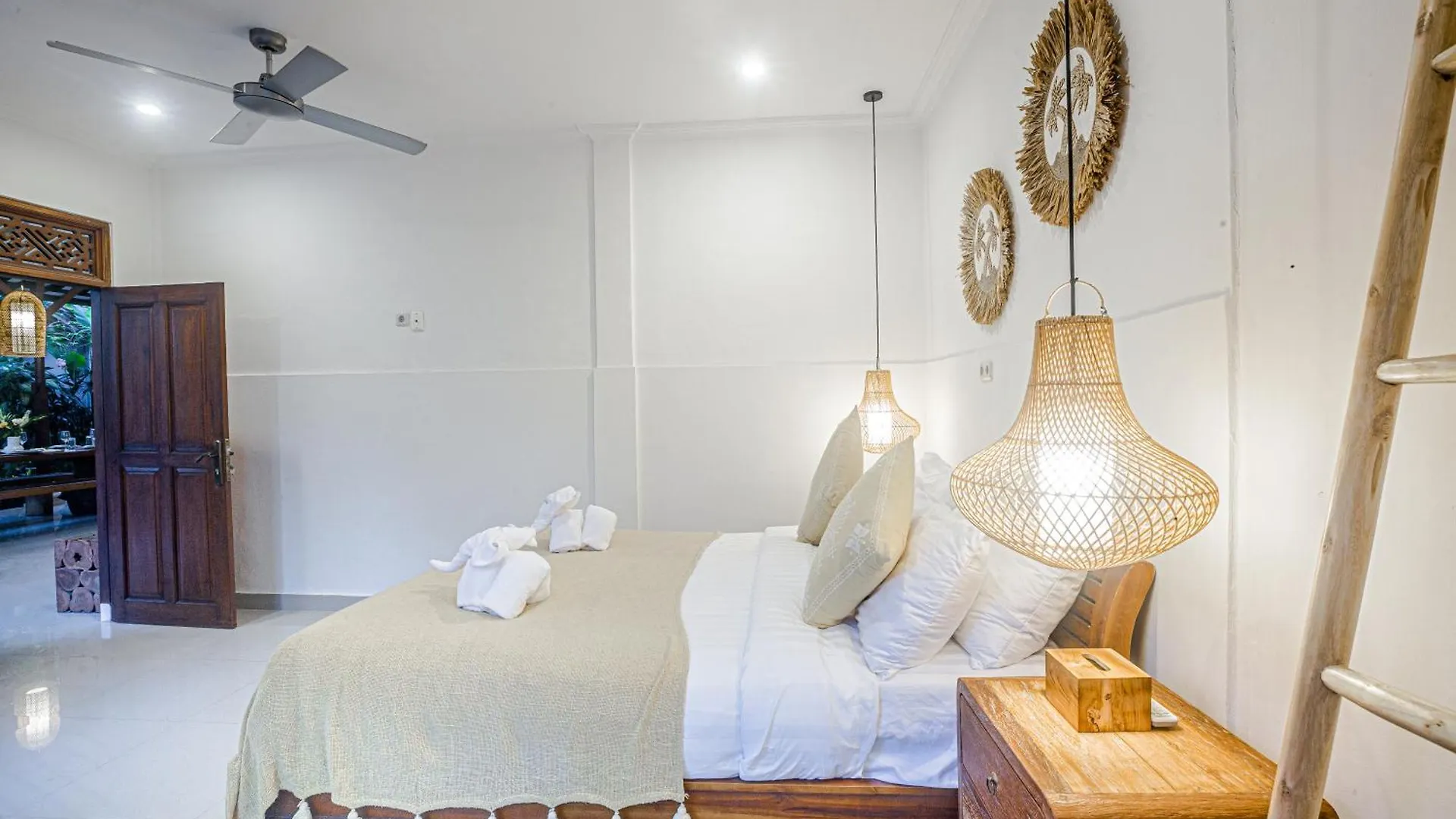 Villa Deba 4 By Bali Villa Solutions Seminyak