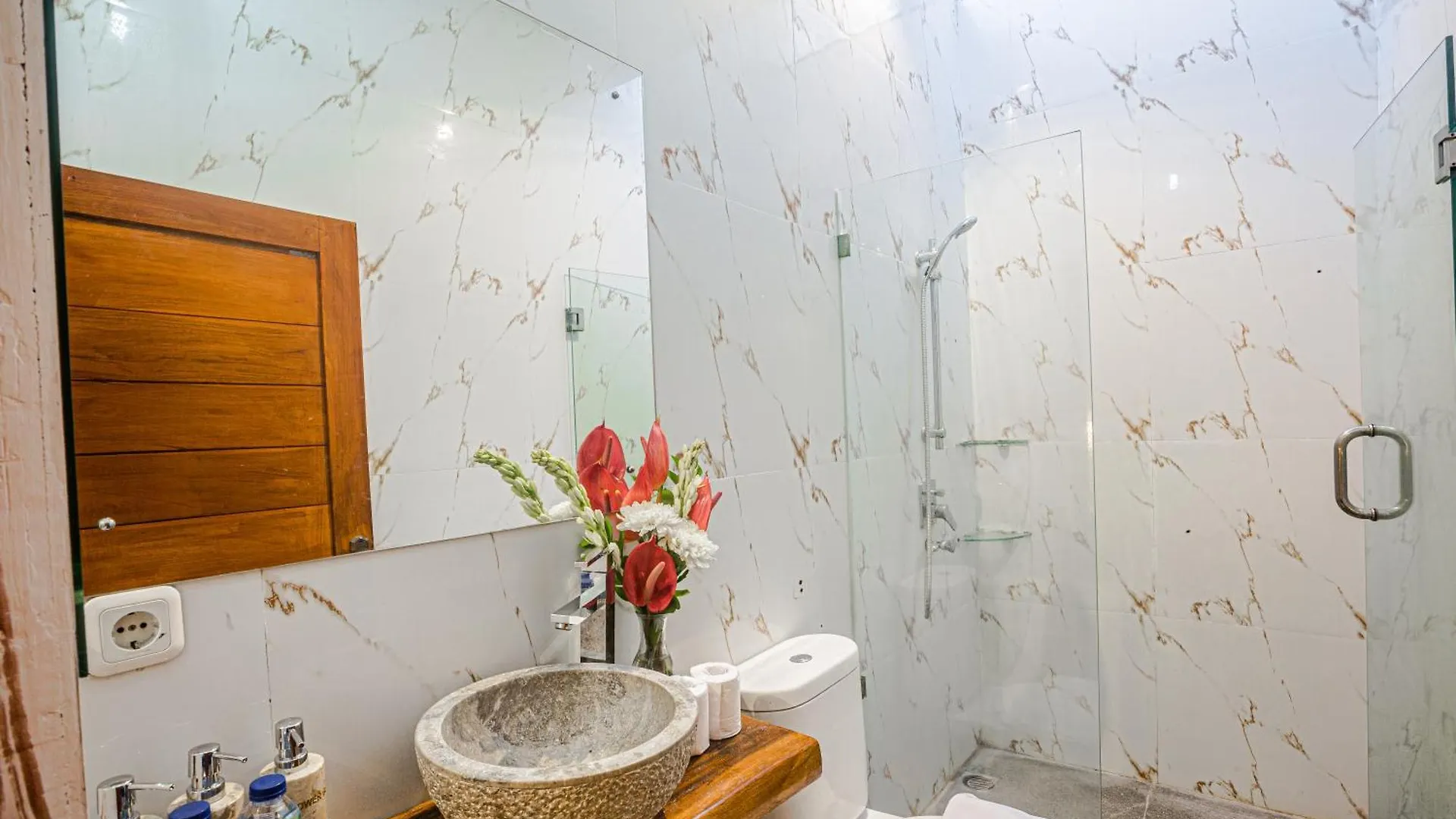 Villa Deba 4 By Bali Villa Solutions Seminyak
