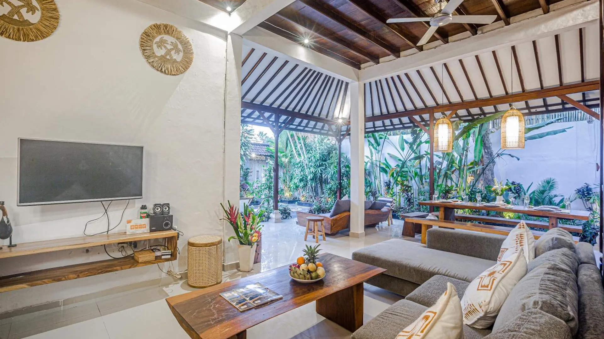 Villa Deba 4 By Bali Villa Solutions Seminyak  Indonesia