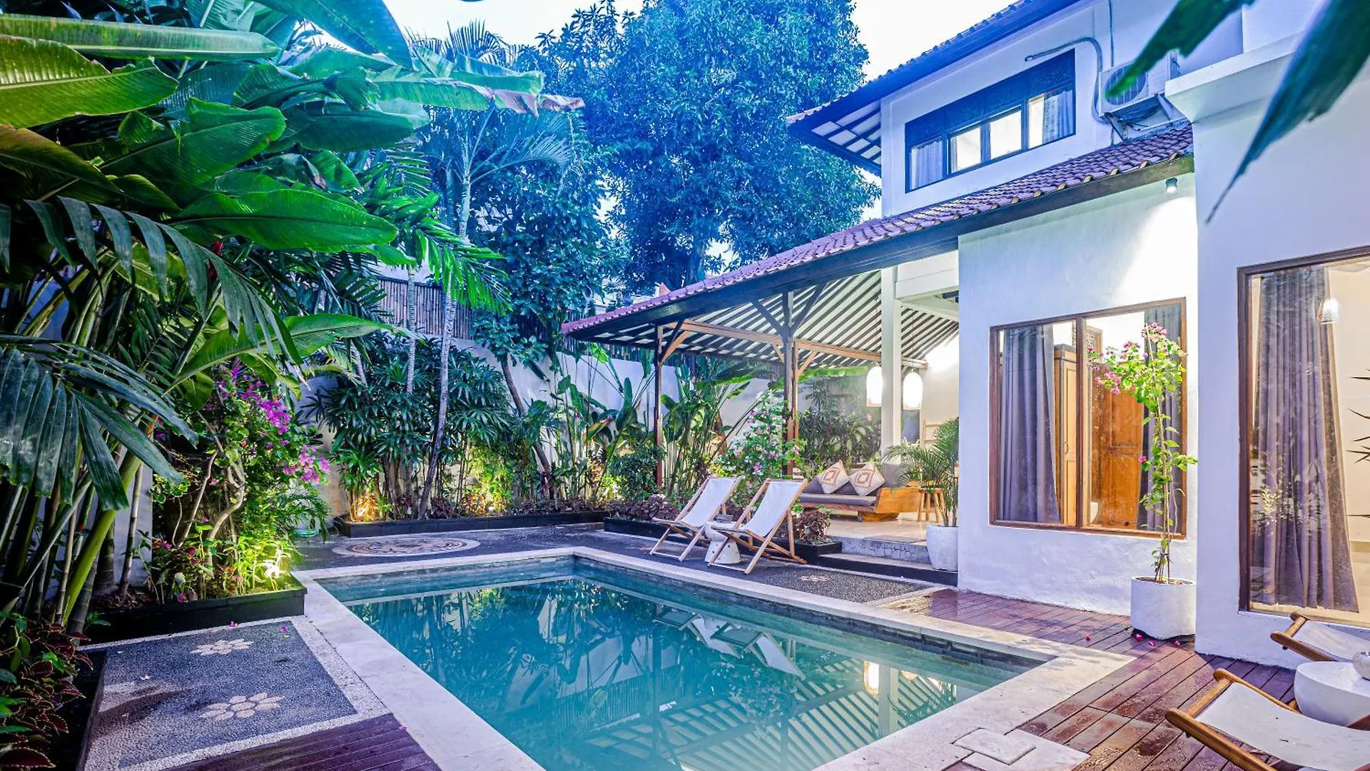 Villa Deba 4 By Bali Villa Solutions Seminyak   Seminyak (Bali)