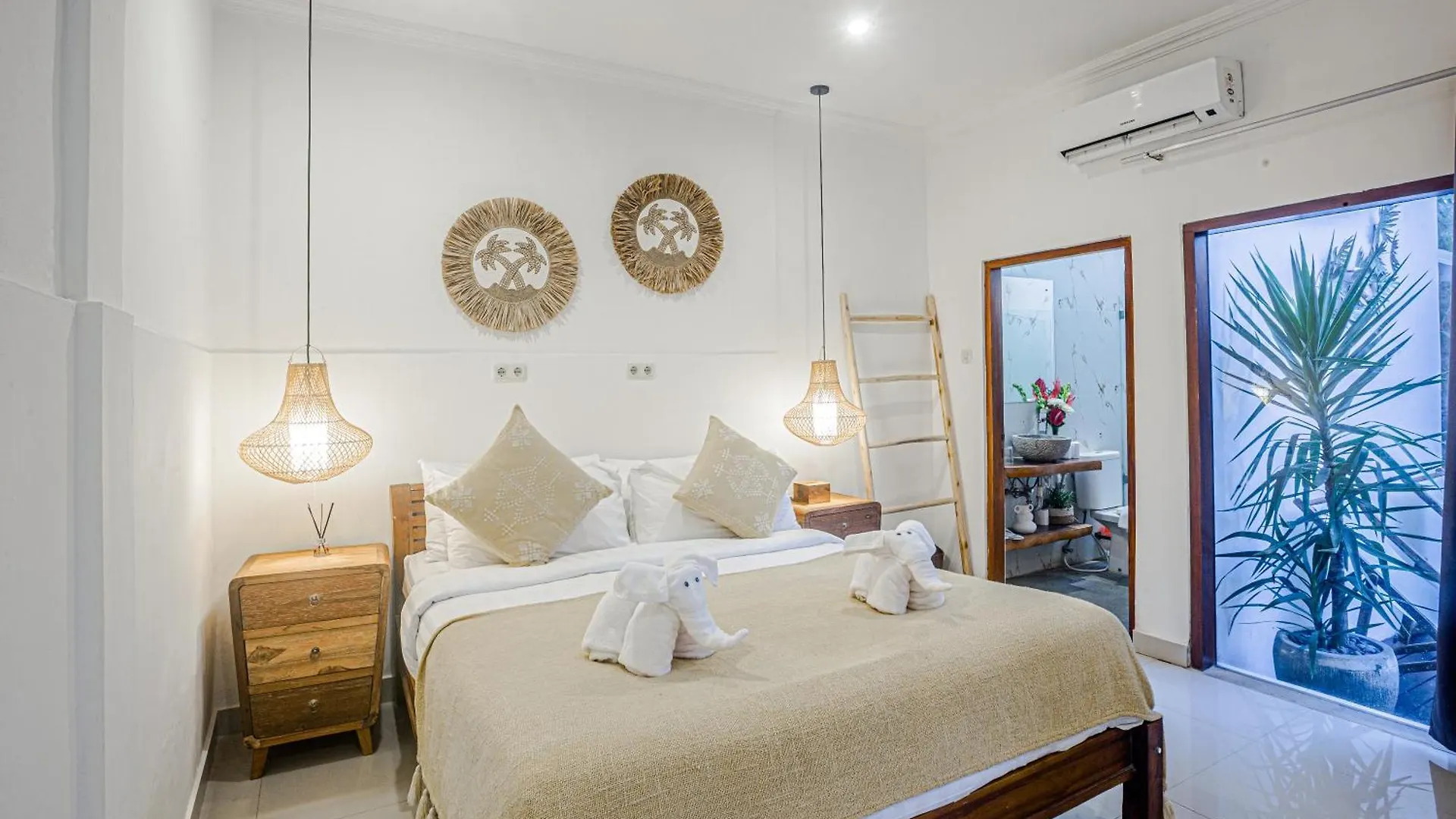 Villa Deba 4 By Bali Villa Solutions Seminyak  Seminyak (Bali)