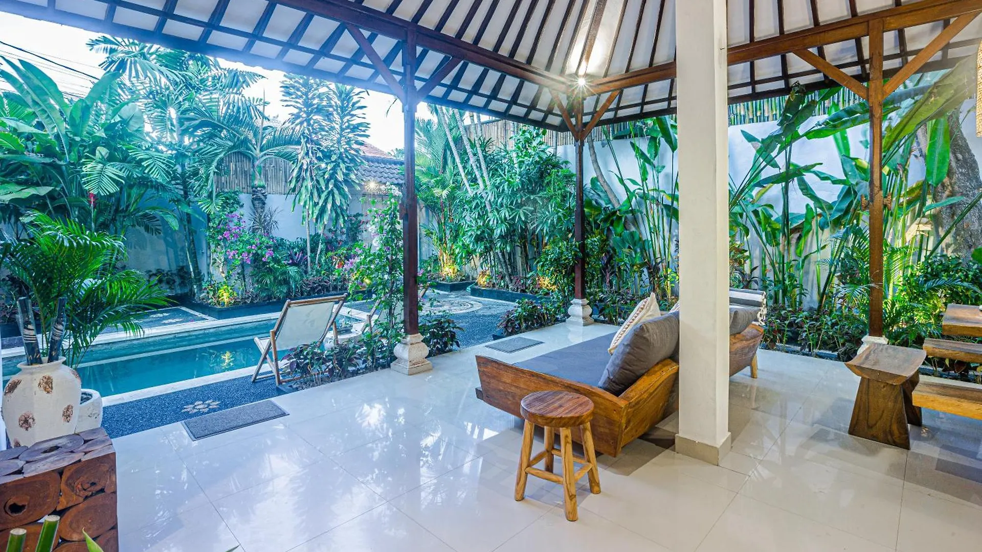 Villa Deba 4 By Bali Villa Solutions Seminyak
