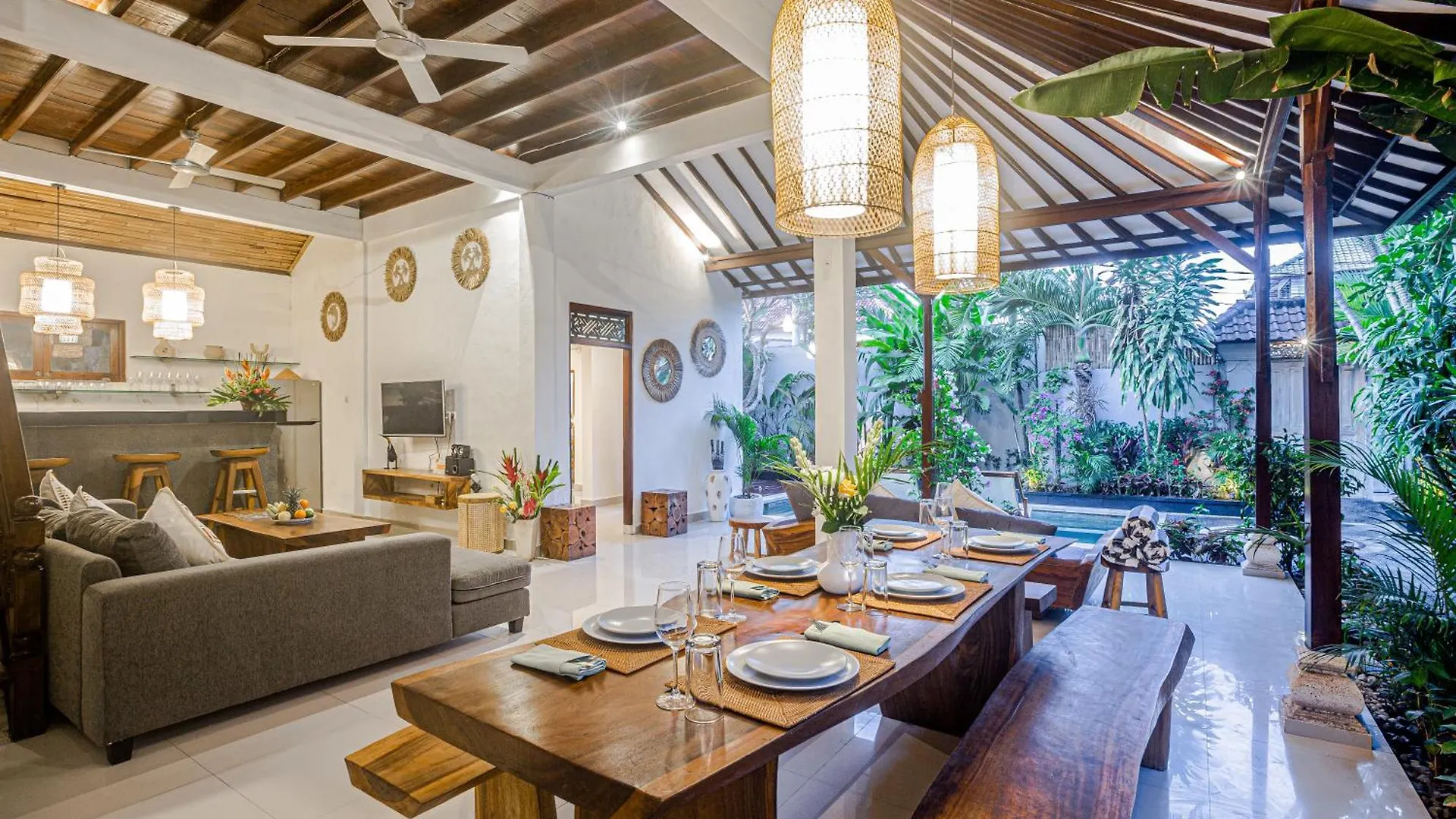 Villa Deba 4 By Bali Villa Solutions Seminyak