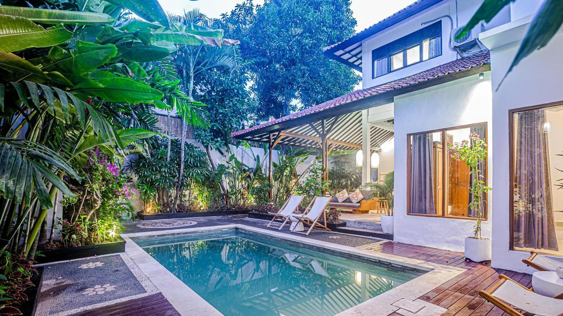 Villa Deba 4 By Bali Villa Solutions Seminyak