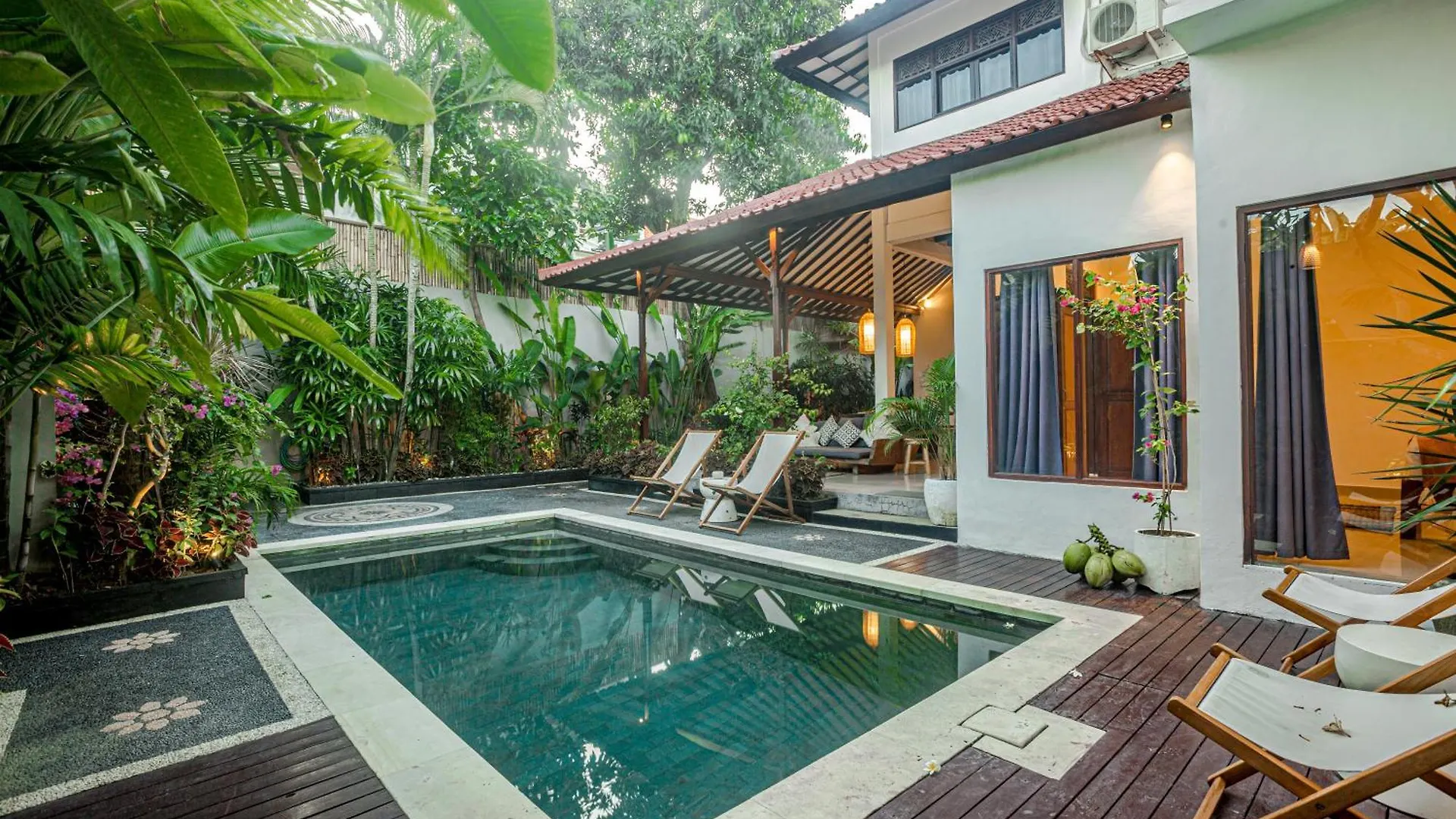 Villa Deba 4 By Bali Villa Solutions Seminyak