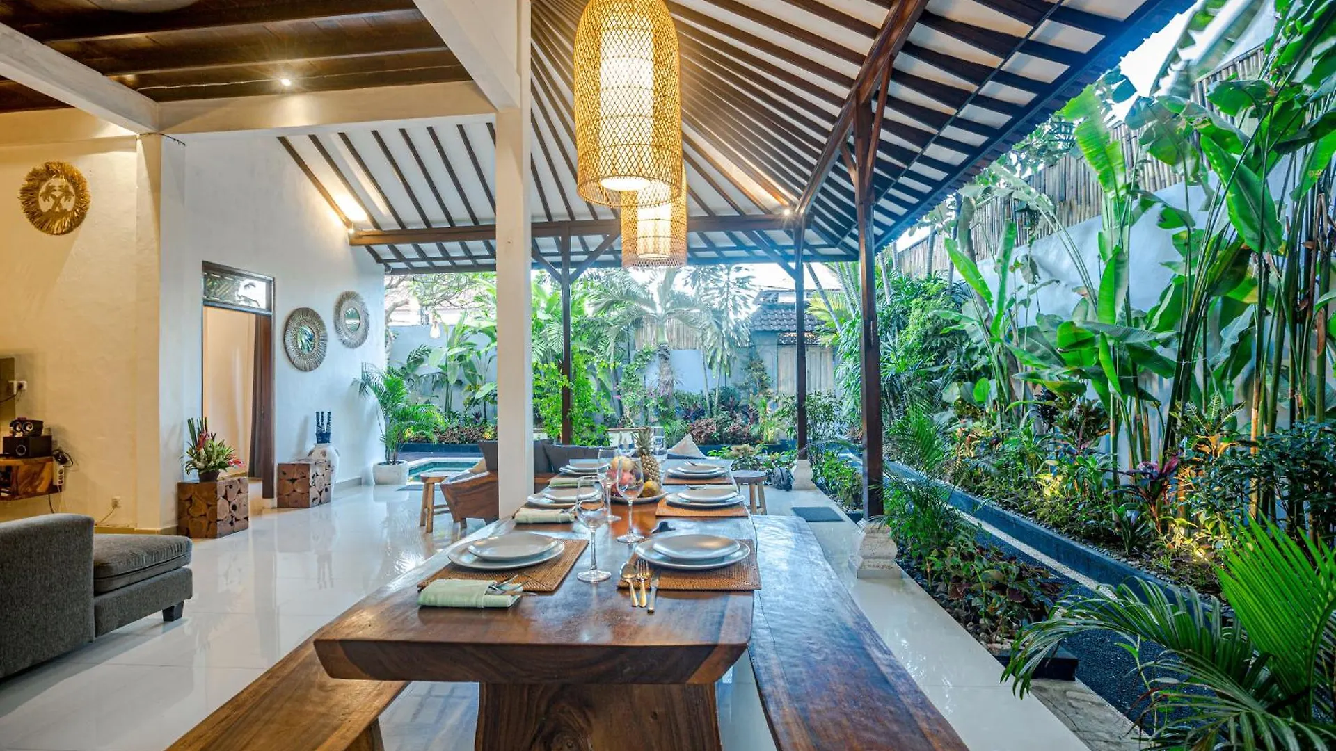 Villa Deba 4 By Bali Villa Solutions Seminyak